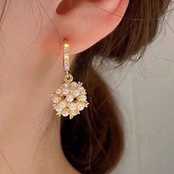 18K Gold Plated Stainless Steel Faux Pearl Rhinestone Earrings - Picture 2 of 4